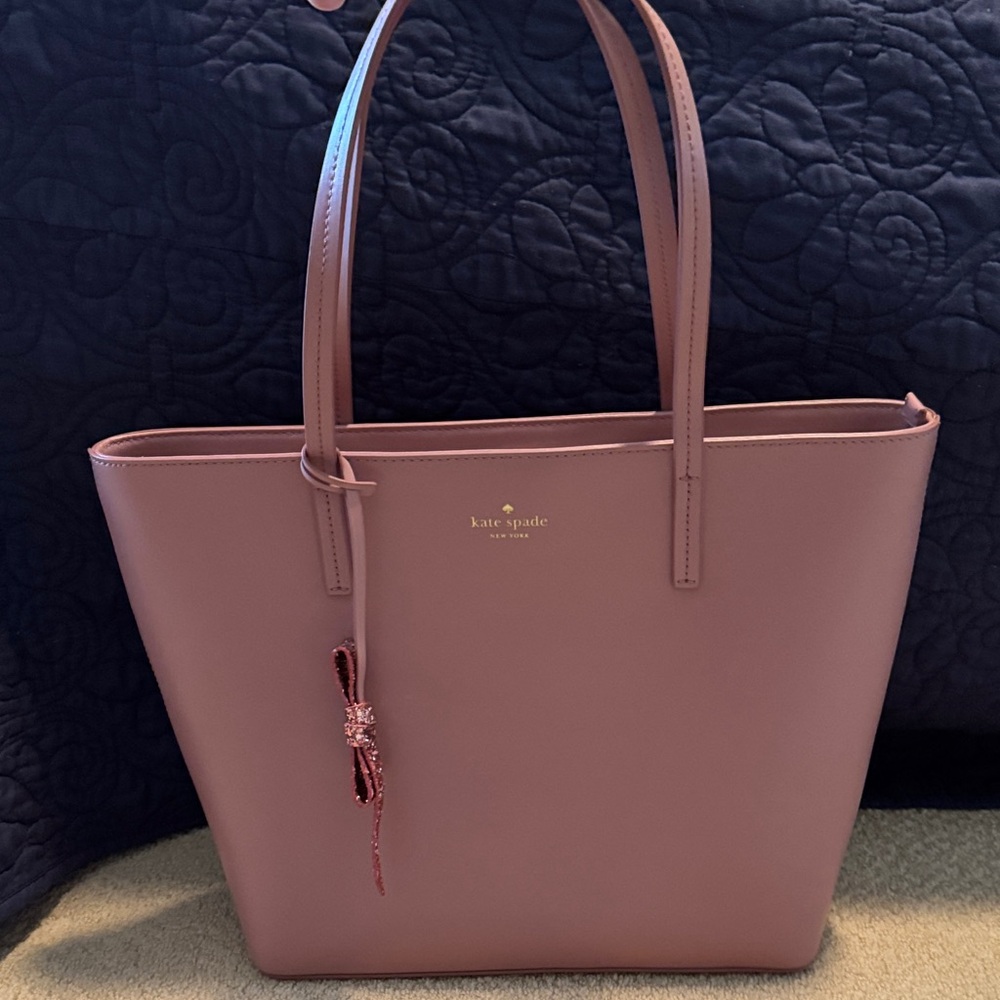 kate spade Seton Drive Karla Tote WKRU5670 Pink Leather - no tags - but NO USE